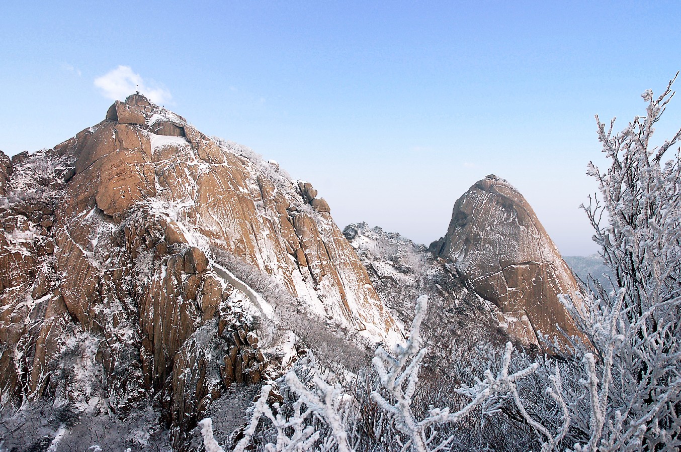 Prize winners – Lim Hongcheol – Snow on Mt. Bukhan