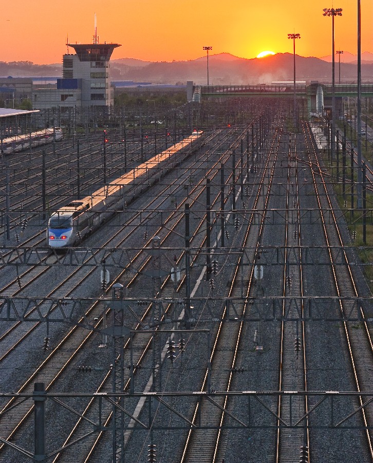 Prize winners – Kim Gyeongseon – KTX Station